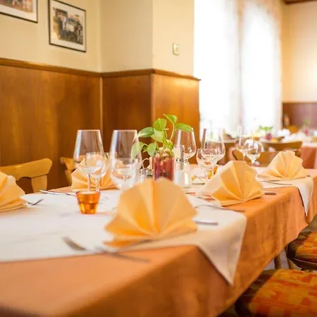 מלון Hotel-restaurant Wiendl